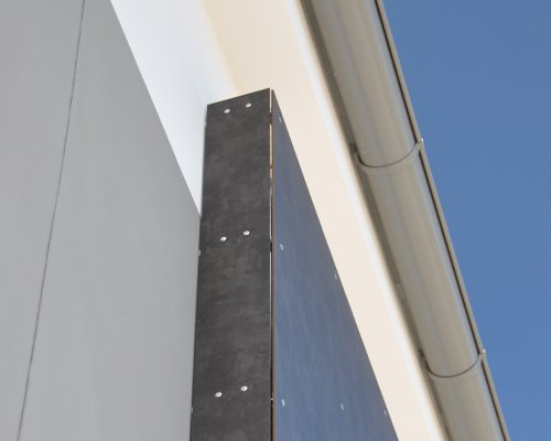 Boční detail